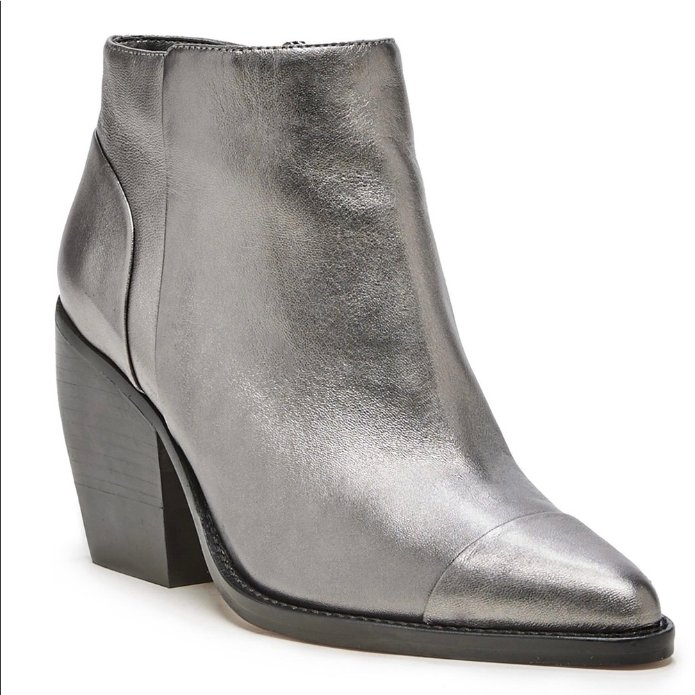 Sole Society Maevel Leather Cap Toe Booties Size 6.5